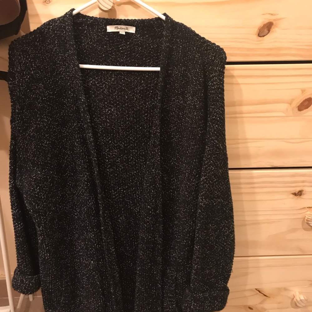 Cardigan - Picture 2 of 5